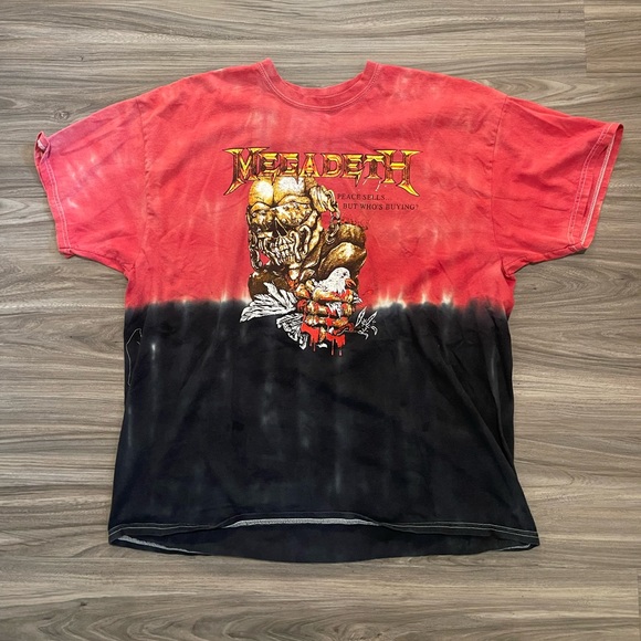 [SOLD] Bundle sweatpants and megadeath tee - Picture 9 of 9